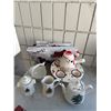 Image 1 : Christmas kitchen items