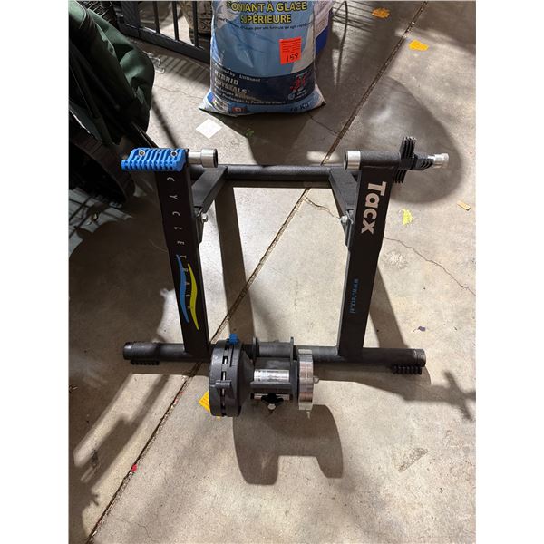 Bicycle trainer