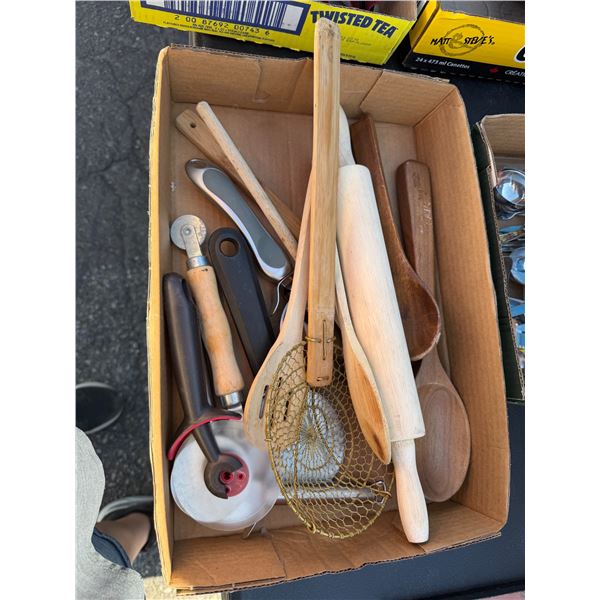 Kitchen utensils