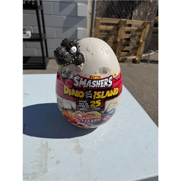 ZURU smashers Dino Island new unopened