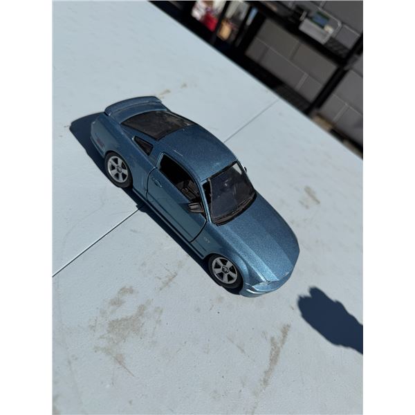 2006 Ford Mustang diecast car