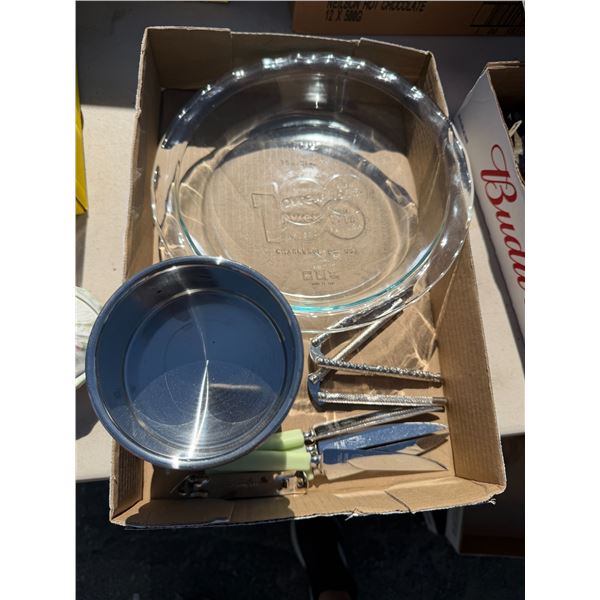 Nutcrackers Pyrex dish and other dishes
