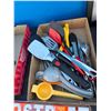 Image 1 : Kitchen utensils