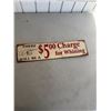 Image 1 : Tin sign