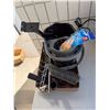 Image 1 : Miscellaneous cleaning items