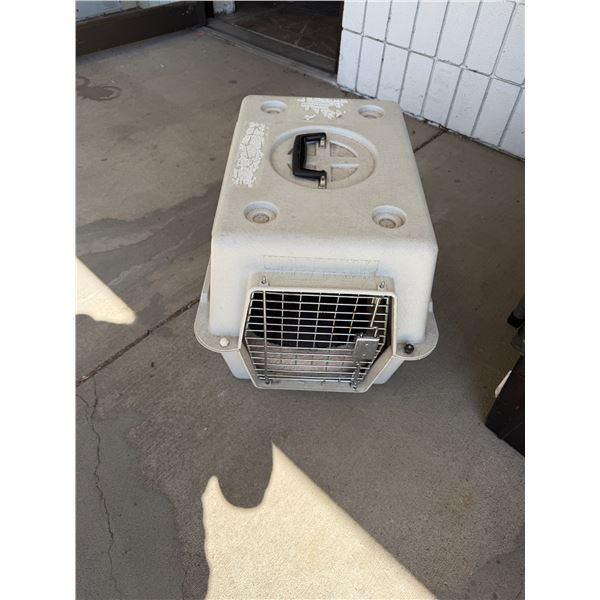 Pet crate