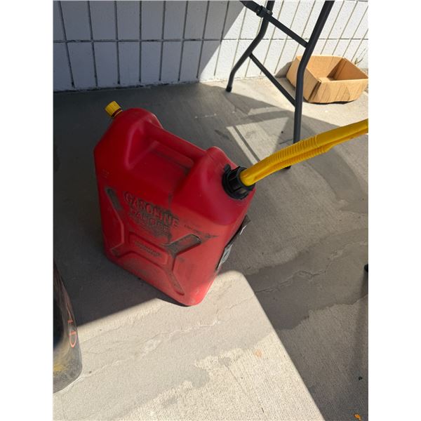 Gas container