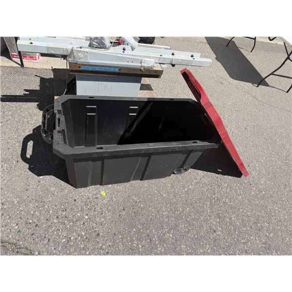 Large husky rolling Bin