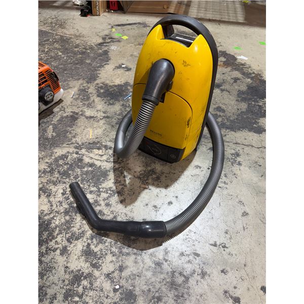MIELE vacuum