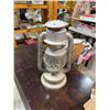 Image 1 : Beacon lantern