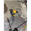 Image 1 : BOSTITCH nailer