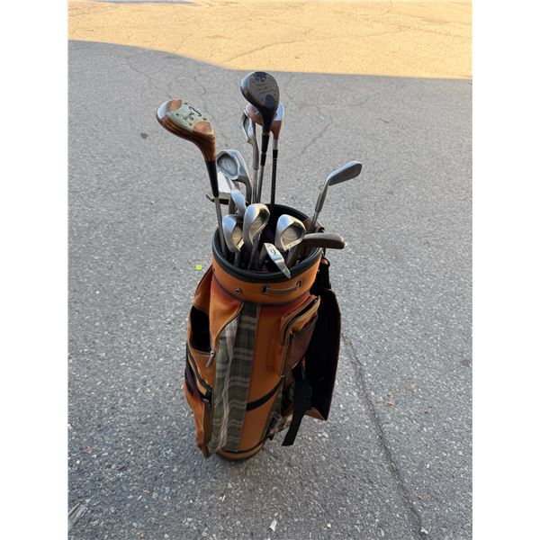 Golf clubs bag