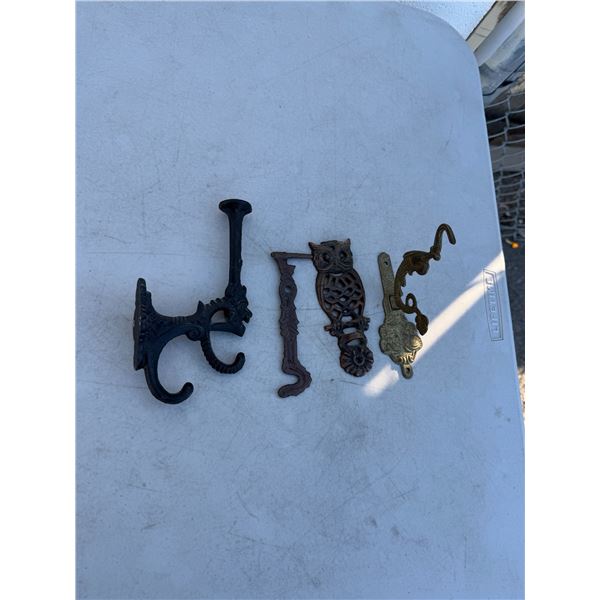 Cast-iron hooks