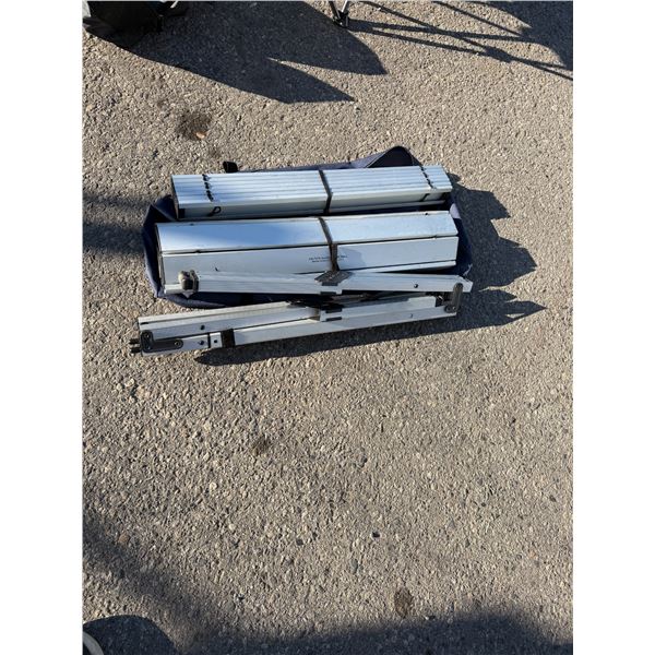 Portable camp table