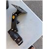 Image 1 : Monitor mount
