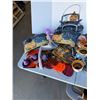 Image 3 : Halloween decor