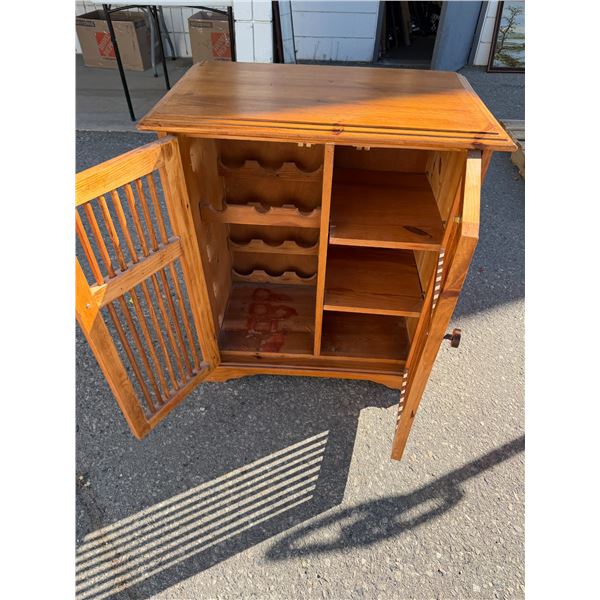 Cabinet 28" x 17" x 32" tall