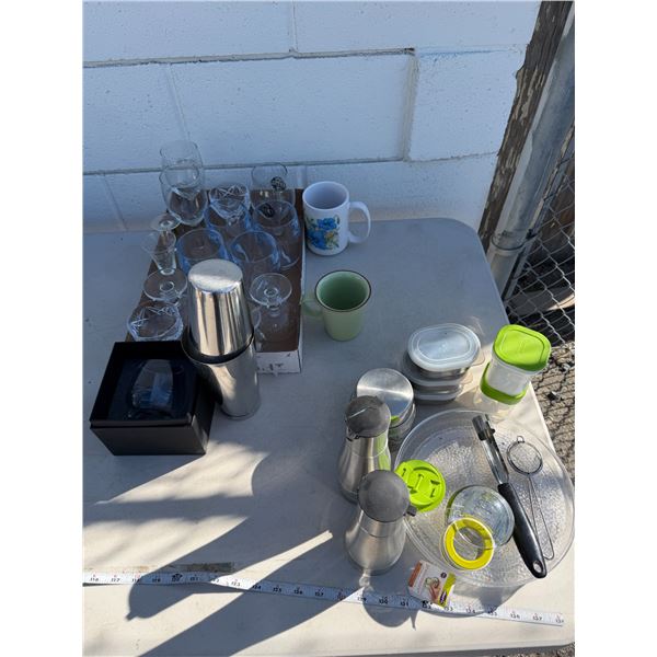Drinkware and kitchen items