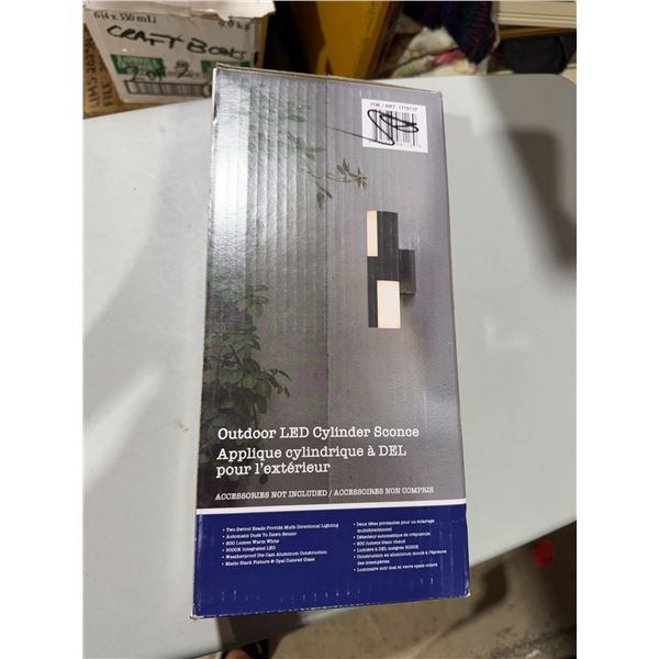 Outdoor LED cylinder sconce