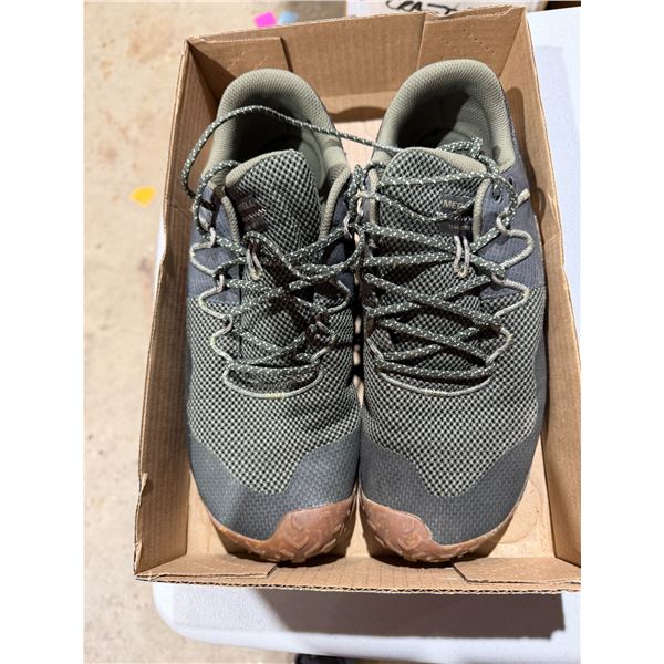 Shoe size 12