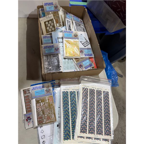 Model, accessories, deckles, brass items, etc.