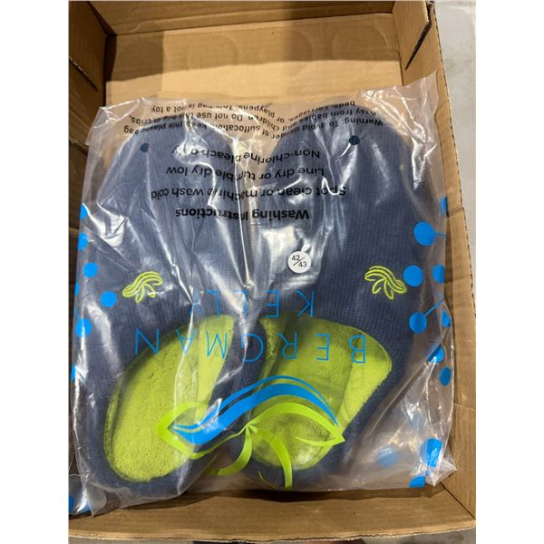 Slippers size 42/43