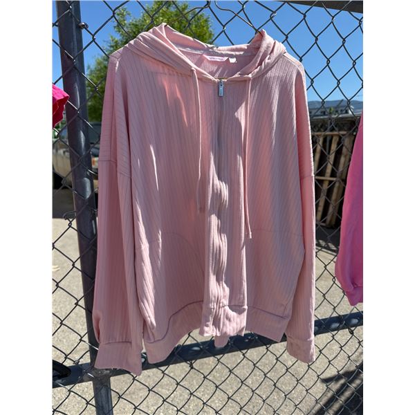 Top size large