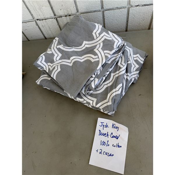Jysk king size duvet, and two pillow covers