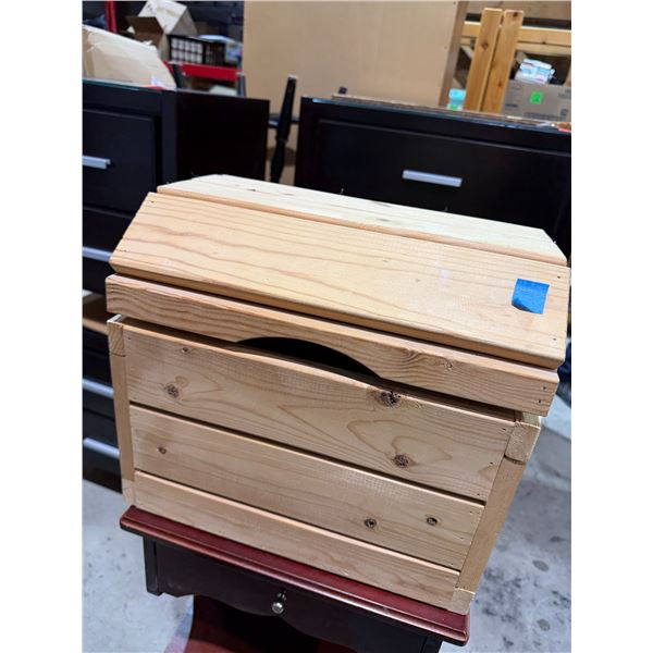 Wood crate