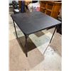 Image 1 : Folding table