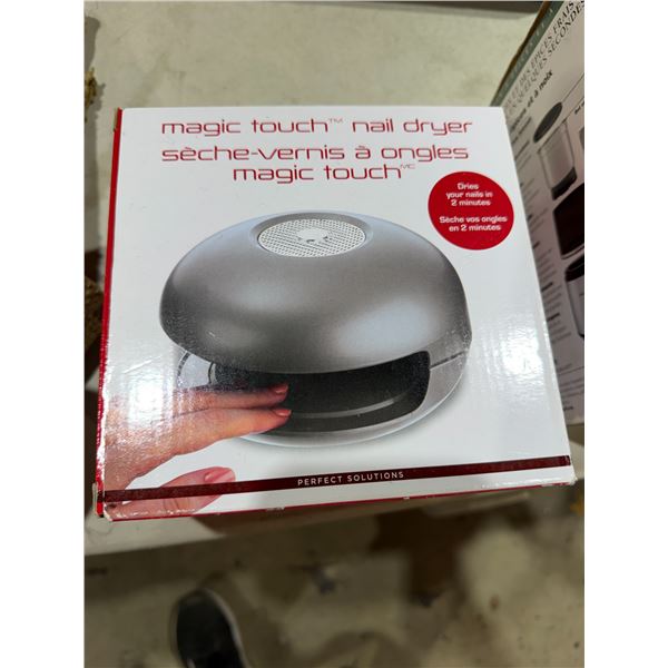 Magic touch nail dryer