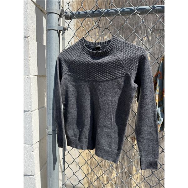 Talbots petite sweater shirt size not shown