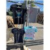 Image 1 : 4 T-shirts various sizes