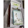 Image 1 : Trays