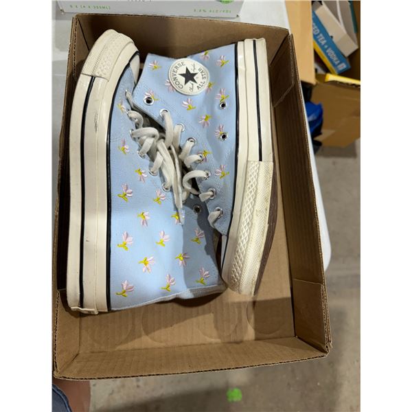 Converse size 8