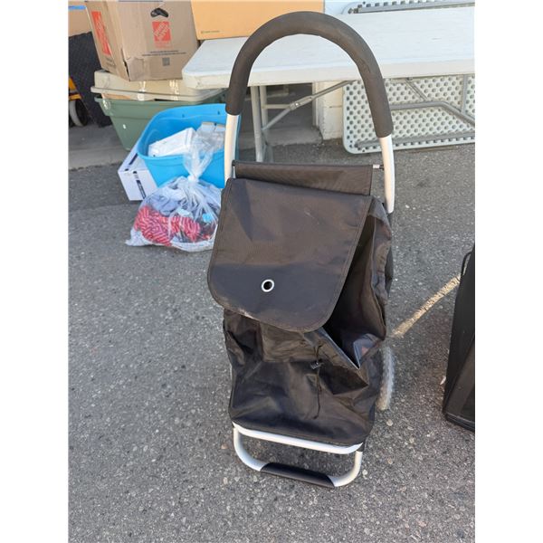 Rolling cart