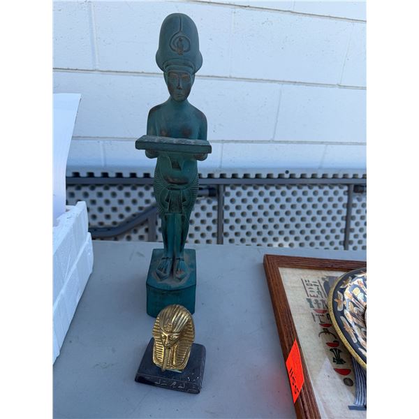 Egyptian theme decor