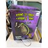 Image 1 : Rising from the grave Halloween decor