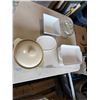 Image 1 : Assorted baking dishes