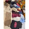 Image 1 : Assorted clothing