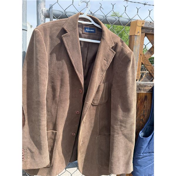 Denver Hayes corduroy suit, coat size large