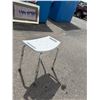 Image 1 : Shower chair