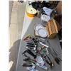 Image 1 : Assorted kitchen lot Medium