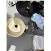 Image 3 : Assorted kitchen lot Medium