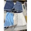 Image 1 : Shorts assorted size