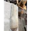 Image 2 : Rustic wood