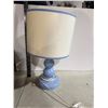 Image 1 : Lamp