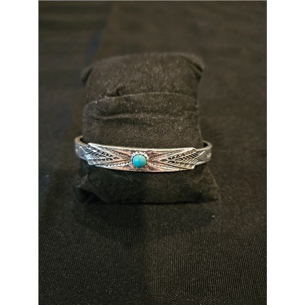 New silver plated bracelet