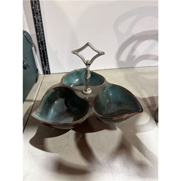Pottery dish
