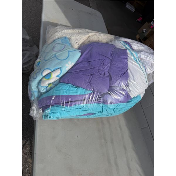 Bedding  and Blankets